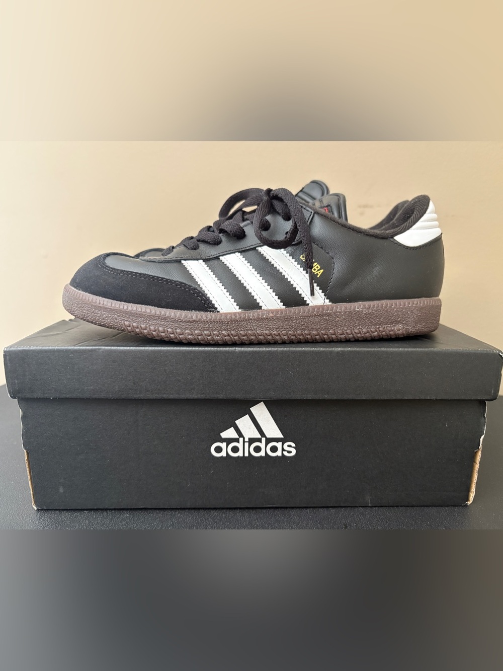 Adidas Samba Classic Soccer Sneakers SIZE 5